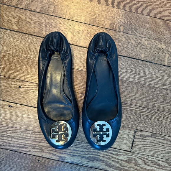 Tory Burch Shoes - Tory Burch Black and Gold Flats with Iconic Logo
